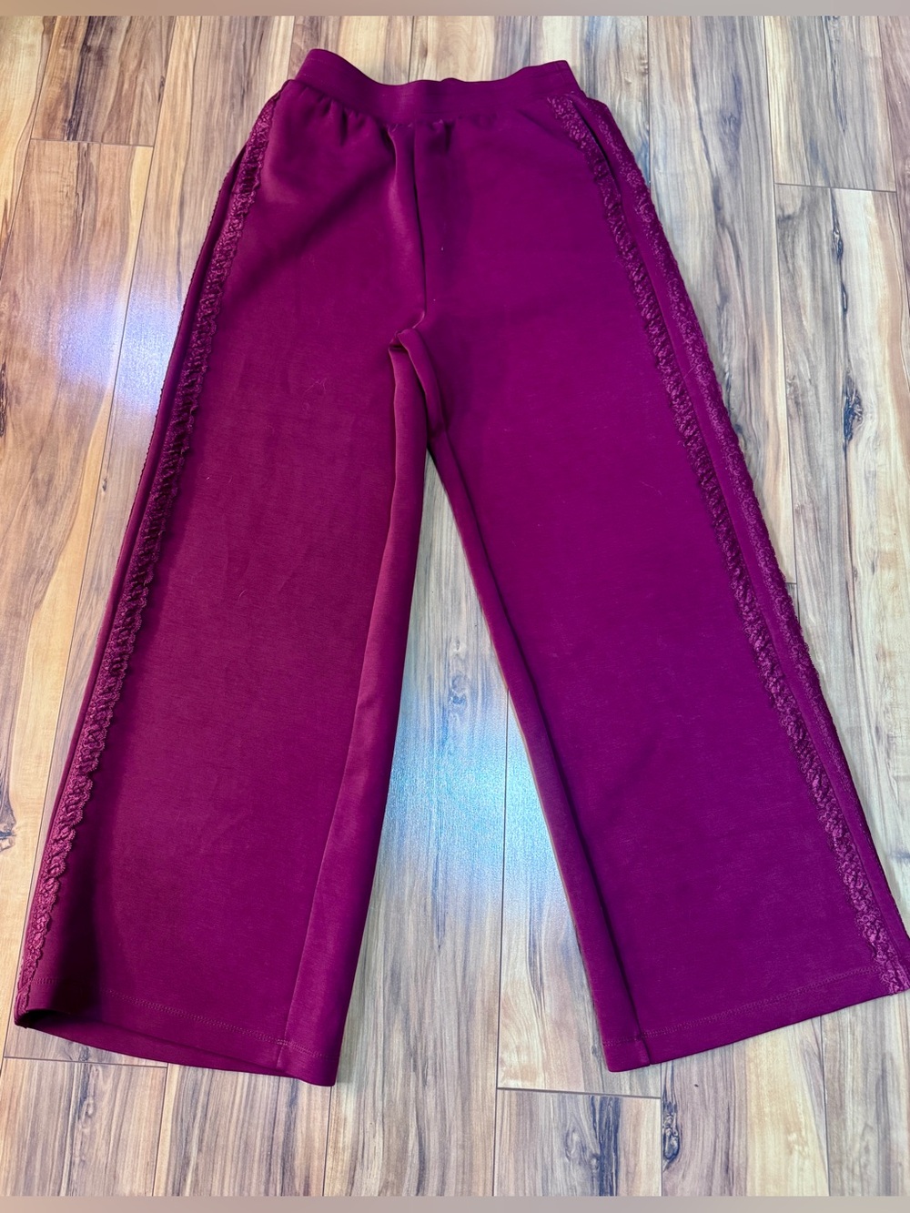 All In Motion Wide Leg Maroon Lounge Pants with Side Lace Trim Size Small